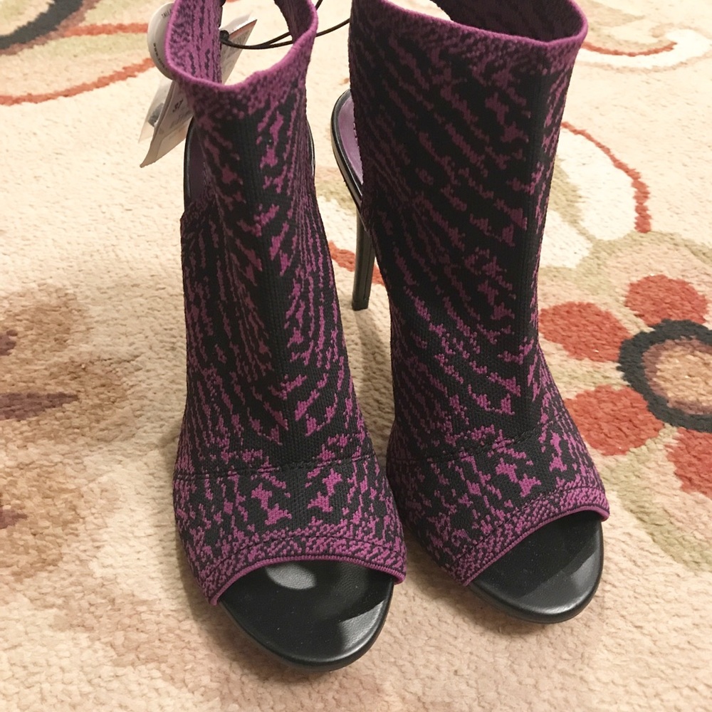 Zara  fabric gage heels booties sandals